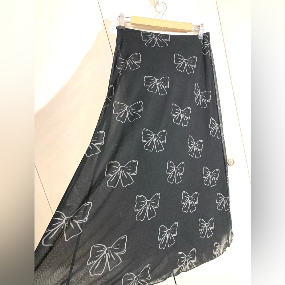 Cosmic Aura Black & Grey Bows Mesh Midi Skirt Size S/M